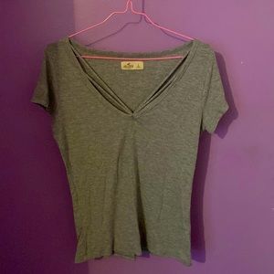 💕Hollister gray v-neck tee shirt💕